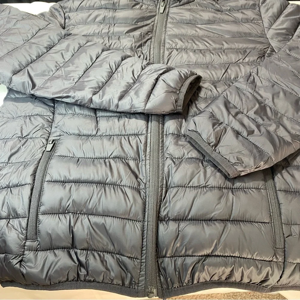 Fashion Nova puff jacket - Picture 2 of 6
